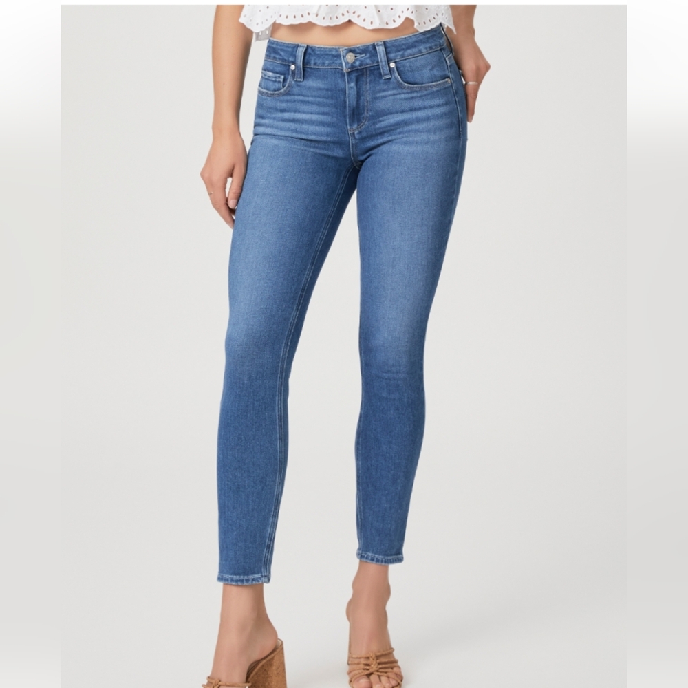 Paige Verdugo Crop Size 24 in Blue